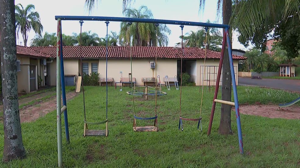 Apae de Monte Azul Paulista ameaça suspender atendimentos por atraso de repasse municipal