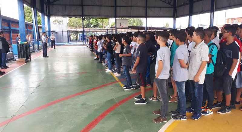 Governo sanciona lei que torna obrigatório canto semanal do Hino Nacional nas escolas de São Paulo