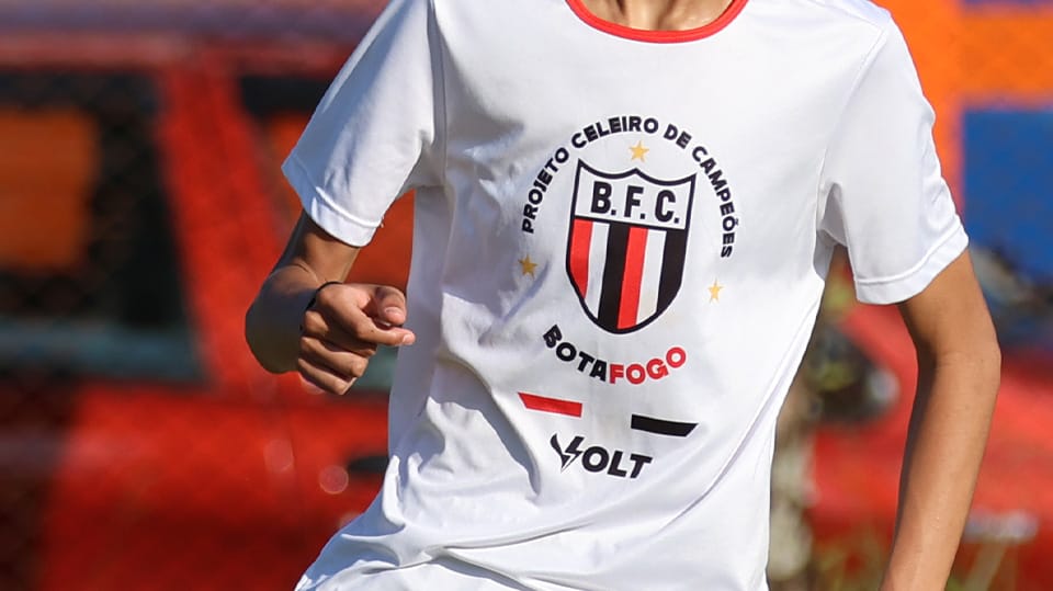 Projeto do Botafogo inicia aulas gratuitas de futebol em Santo Antônio da Alegria a partir de 1º de abril
