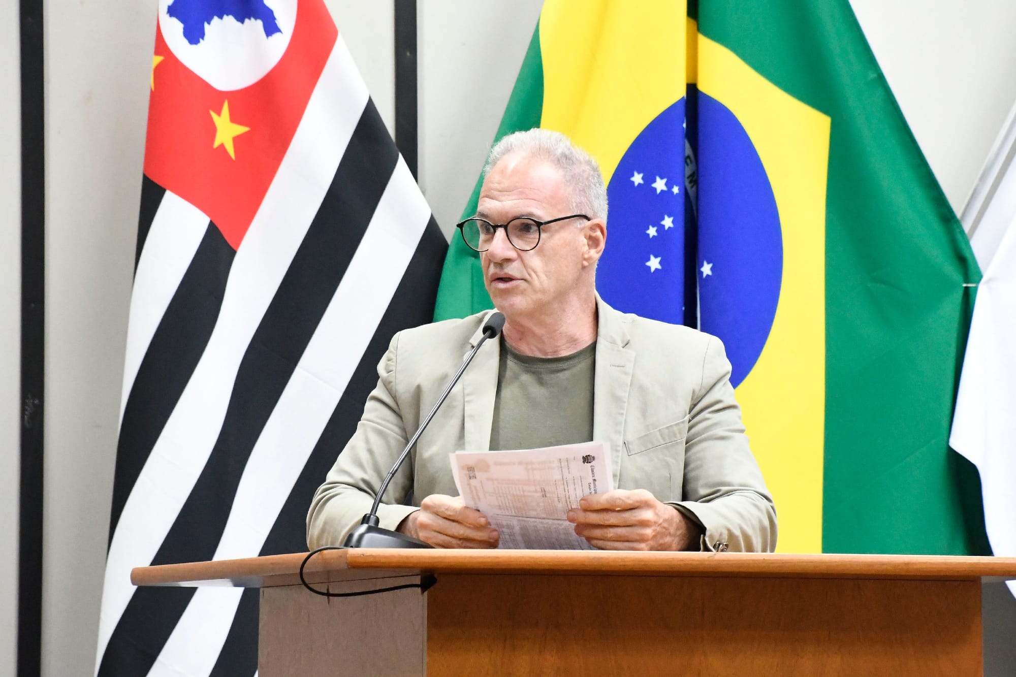 Câmara aprova lei que obriga publicação de currículos de servidores em até 120 dias