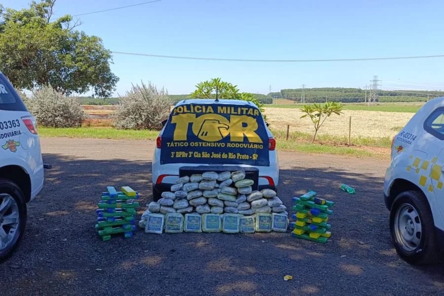 Casal é preso em Olímpia com mais de 91 kg de maconha e skunk avaliados em R$ 619 mil