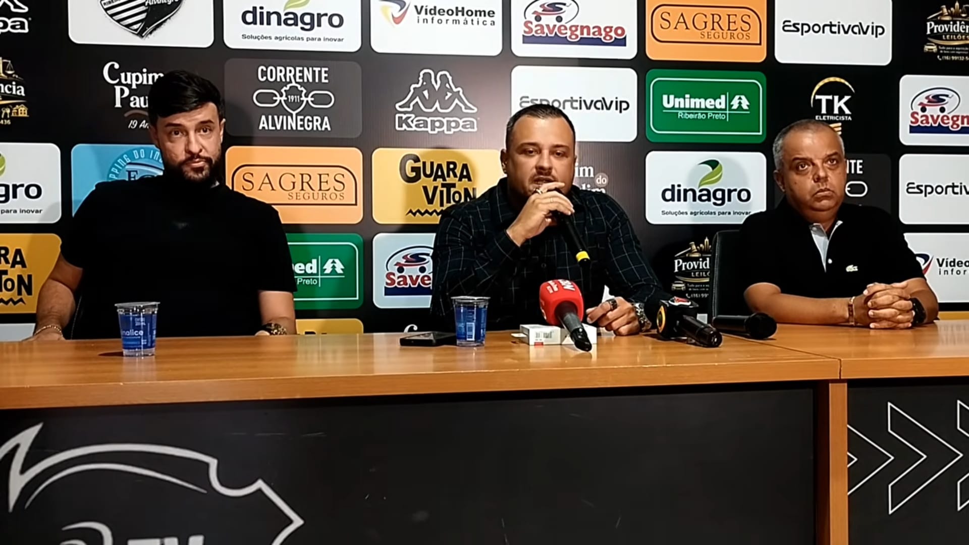 Comercial anuncia novo investidor e reforça profissionalização; Conselho decide contrato na terça