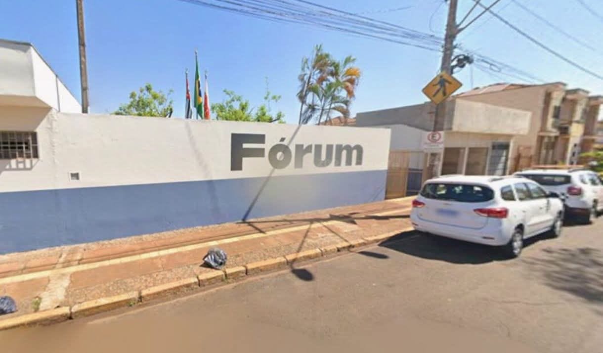 Adolescente de 16 anos é apreendido em Pontal por participação em rede de abuso via Discord