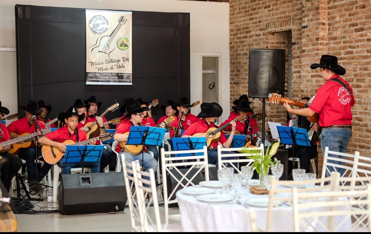 Quarta edição do Arraiá Mio Di Bom tem início nesta sexta-feira (29) ao som da Orquestra dos Violeiros