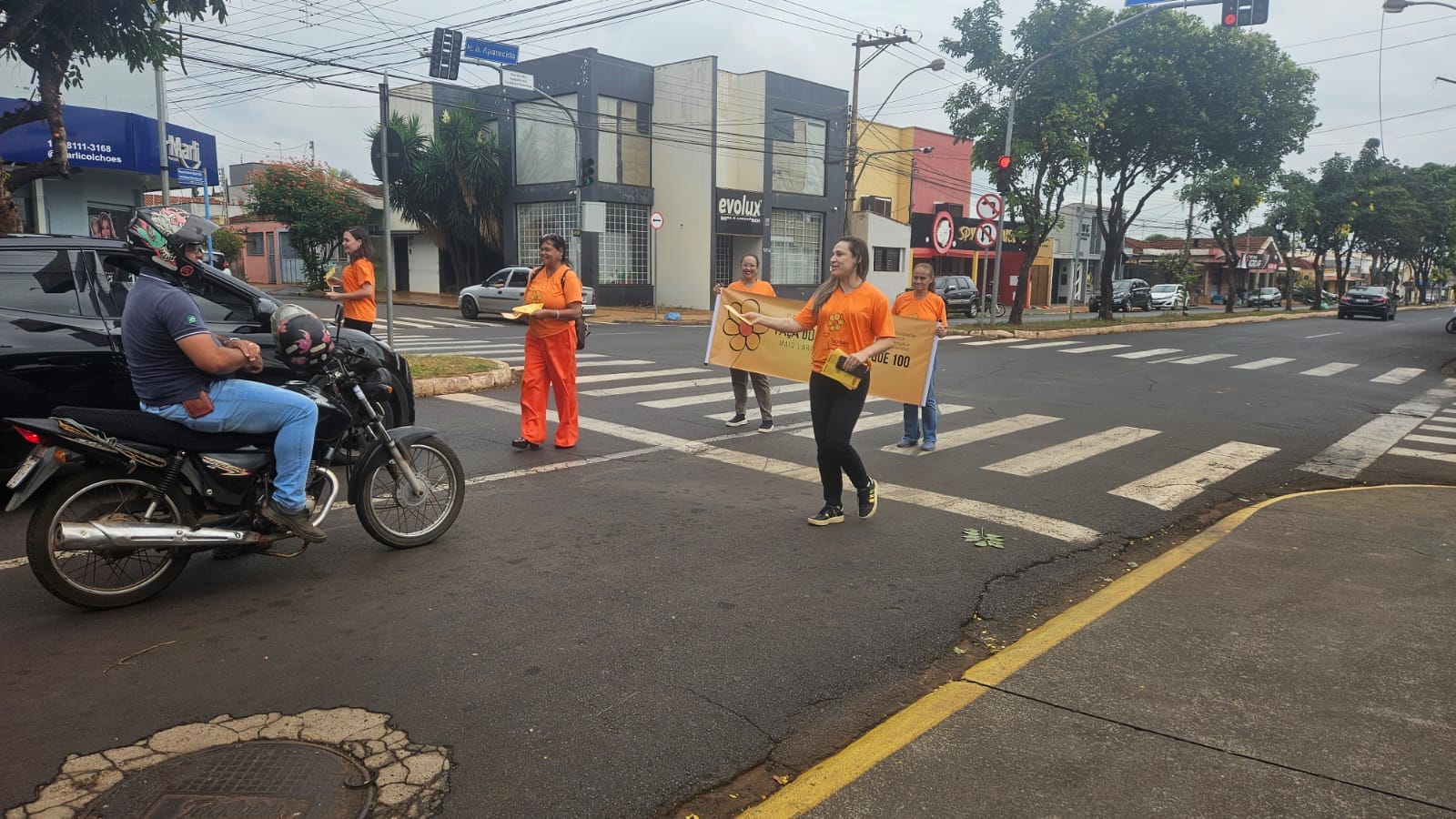 Sertãozinho promove ações do Maio Laranja com pedágios educativos em cidade e distrito