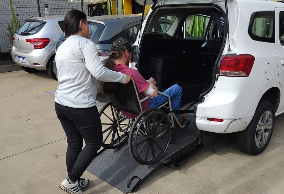 Transporte adaptado “Vai e Vem” realiza mais de 13 mil viagens nos primeiros 40 dias em Ribeirão Preto
