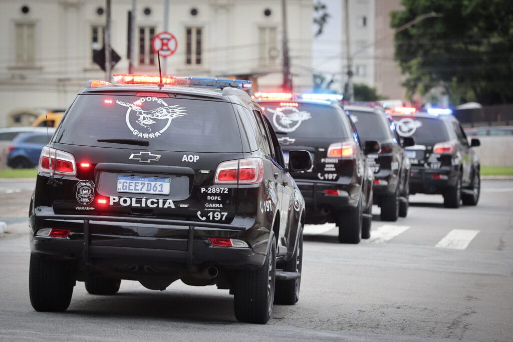 Polícia desarticula quadrilha do tráfico e prende 10 em operação em Araraquara