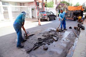 Rua Barão Do Amazonas Recebe Serviço De Tapa-Buracos