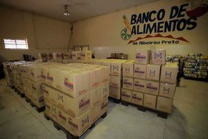 Doação De Cestas Básicas Ajuda Famílias De Ribeirão Preto