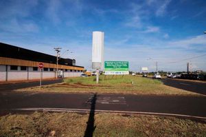 Trecho Da Av. Thomaz Alberto Whately Interditado