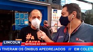 Funcionários Da Caixa Federal Protestam Contra O Governo