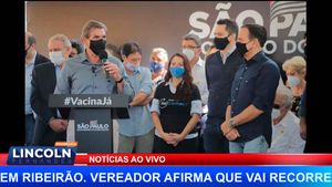 Governador Abandona O &#8220;Fique Em Casa&#8221; E Vai Às Ruas Fazer Campanha