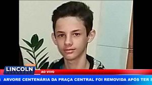 Garoto Wesley Ganha Envelhecimento Digital Para Facilitar Reconhecimento