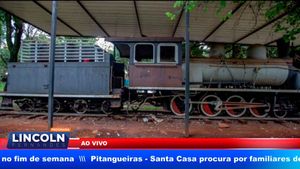 Maria Fumaça Que Ficava Na Praça Francisco Schimdt Foi Reformada E Deverá Voltar A Exposição