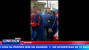 Um Aposentado De 72 Anos Matou A Ex-Mulher  Da Mesma Idade E Em Seguida Se Matou