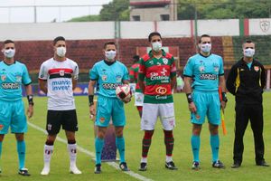 Botafogo Perde Para Portuguesa No Canindé