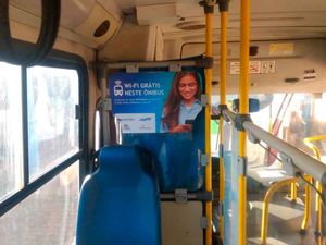 Vinte Ônibus Passam A Oferecer Internet Grátis Em Ribeirão Preto