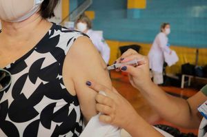 Agendamento Para Vacinação Contra Covid – 3ª Dose, Em Pessoas Maiores De 60 Anos Vacinadas Até 10/08, Está Aberto