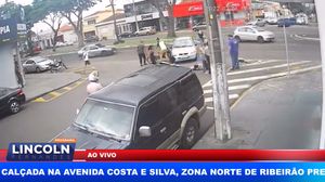 Motoqueira Fica Ferida Após Carro Não Respeitar Sinalização Em Franca