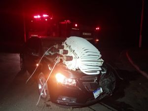 Transformador Cai Em Cima De Um Carro Após Colisão Em Matão