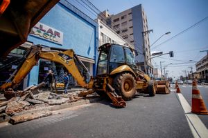 Calçadas Do Corredor De Ônibus Da Avenida Saudade Estão Em Fase De Finalização