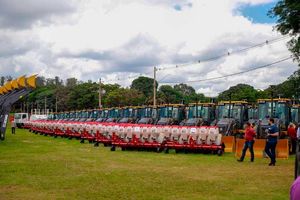 Ribeirão Preto Recebe Dois Caminhões Pelo Programa Nova Frota