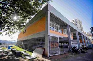 Escola Domingos Adilson Canesin Chega A 98% De Conclusão