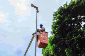 Infraestrutura Recupera Iluminação De Praças, Parques E Vias Públicas