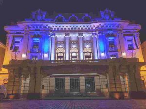 Theatro Pedro Ii Se Ilumina De Azul E Branco Pelo Aniversário De Ribeirão Preto