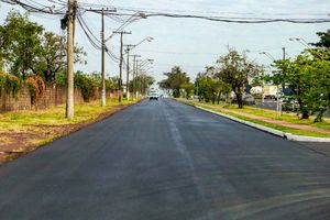 Com Três Lotes Finalizados Nesta Semana, Novo Asfalto Chegou A 27 Bairros Nos Últimos Meses E Segue Para 4 Bairros Restantes
