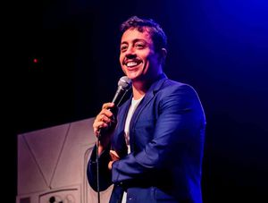 Theatro Pedro Ii Recebe O Humorista Renato Albani No Próximo Sábado