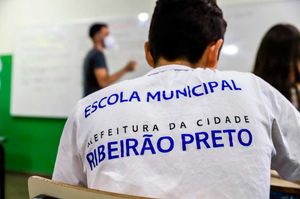Ribeirão Preto tem número recorde de alunos premiados na Olímpiada Nacional de Matemática