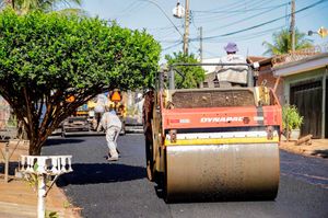 Asfalto novo beneficiou moradores de mais 120 bairros