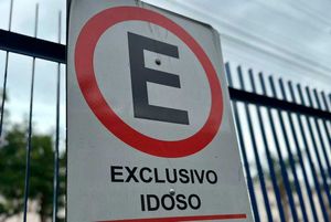 RP registra 2.565 credenciais emitidas pelo celular para idosos estacionarem em vaga preferencial