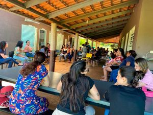 Conscientização e apoio: parceria entre Assistência Social e Saúde realiza roda de conversa no Assentamento Mário Lago