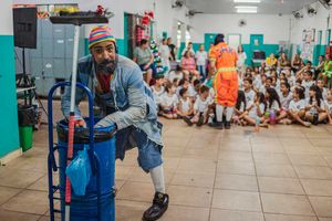 Espetáculo Reciclow Circus é destaque na agenda do Teatro Municipal