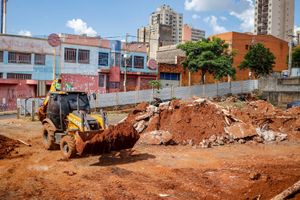 Começam as obras do novo prédio do Bom Prato