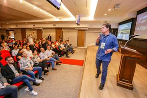 Gestão compartilhada é tema de palestra realizada na Associação Comercial e Industrial de Ribeirão Preto