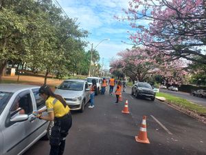 Polícia Militar e RP Mobi abordam 132 condutores em blitz na zona Sul