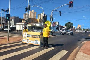 Maio Amarelo: ação do ‘Ribeirão na Faixa’ aborda 85 condutores