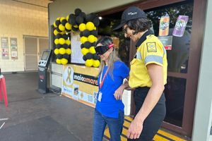 RP Mobi usa óculos simulador de embriaguez para conscientizar que álcool e direção não combinam