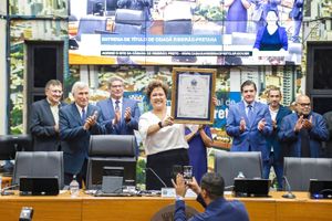 Secretária da Saúde recebe Título de Cidadã Ribeirão-pretana