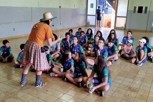 Atletas das turmas de Triathlon, Judô e Natação participam de “Contação de História” sobre meio ambiente