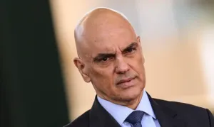 Moraes rejeita recurso de Bolsonaro para arquivar inquérito