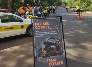 Detran-SP e RP Mobi abordam 51 motociclistas em blitz da campanha "Faz Seu Corre Sem Correr"