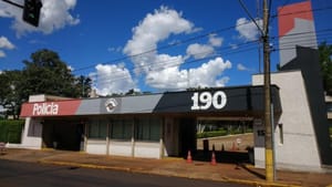 Susto em frente ao CPI-3: Empresário bêbado perde o controle do veículo