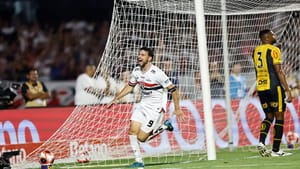 São Paulo derrota Novorizontino e se junta a Corinthians, Palmeiras e Santos na semifinal do Paulista