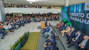 Trabalhador com carteira assinada agora também terá acesso ao crédito consignado