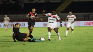 Botafogo empata com Atlético-GO e conquista seu primeiro ponto na Série B