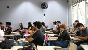 MEC abre inscrições para apoio e financiamento de cursinhos populares